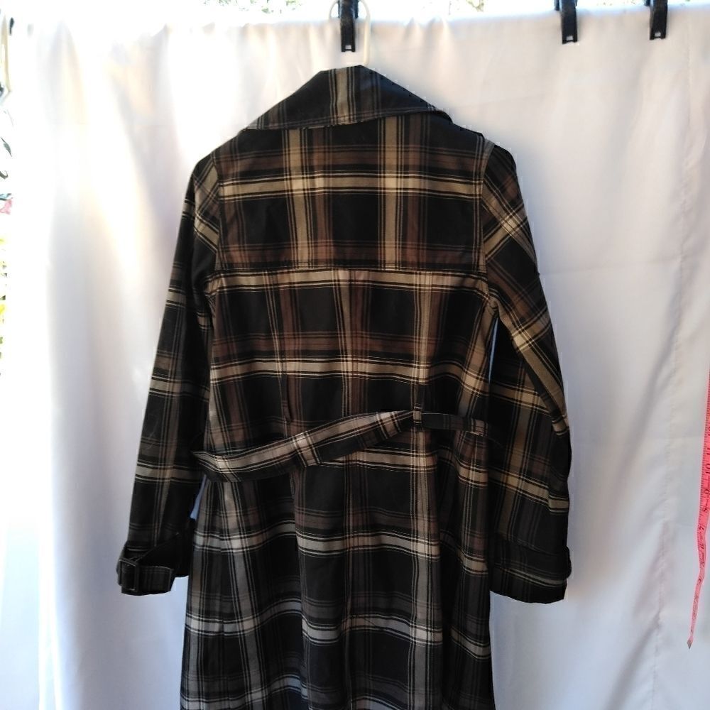 Merona raincoat - Picture 2 of 7
